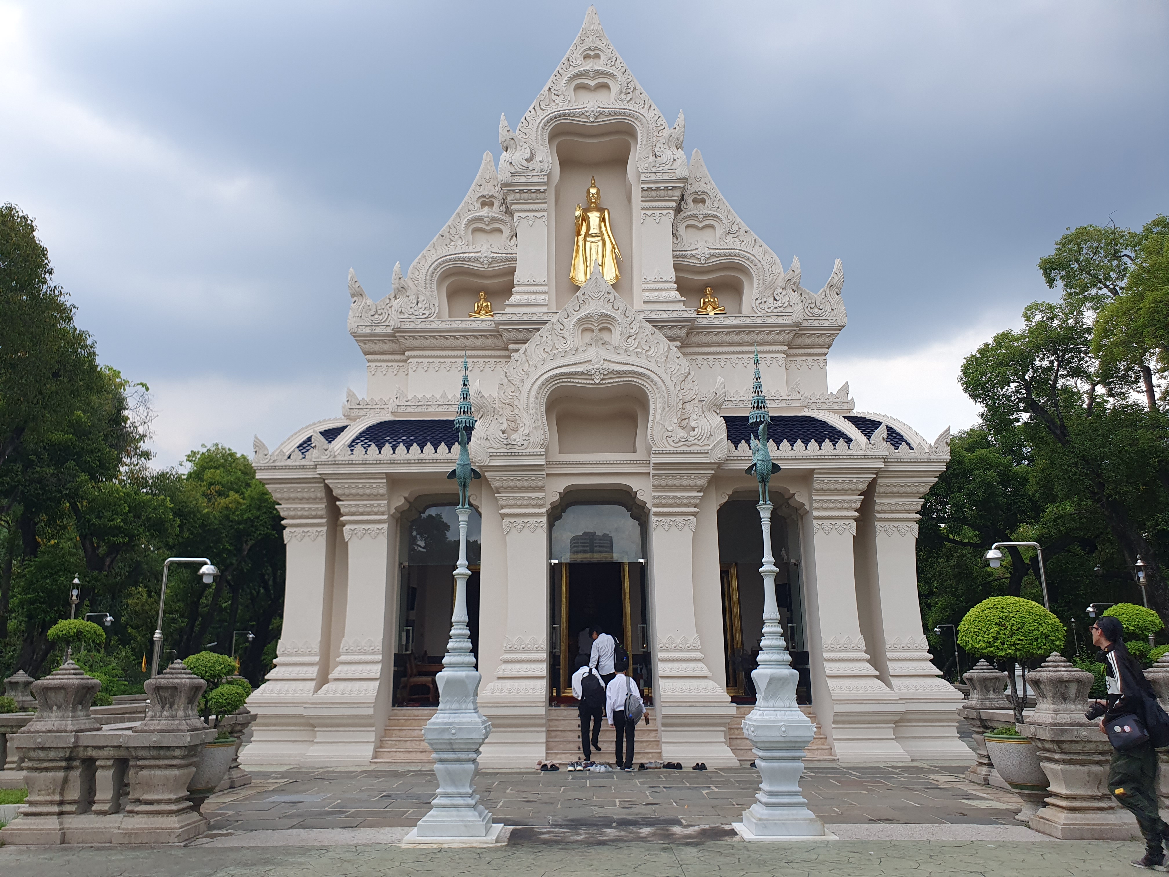 วัด 2
